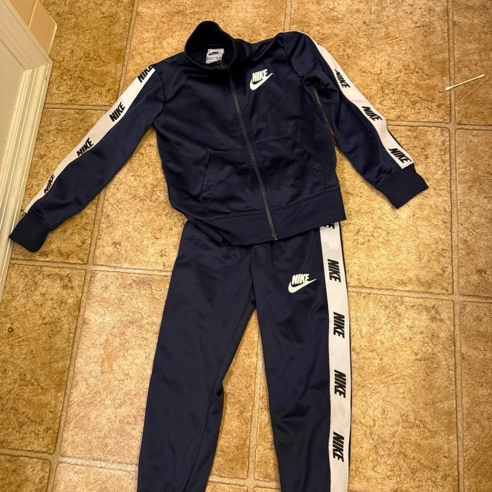 Nike Kids Navy and White Jogger Set